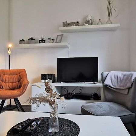 Ferienwohnung Strata Montana Bensheim Esterno foto